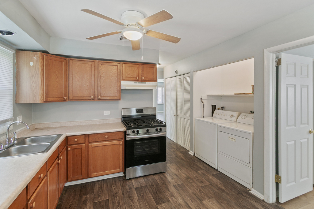 444 Hickory Street - Photo 2