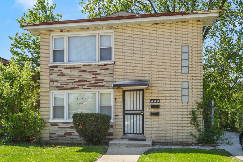 444 Hickory Street - Photo 0