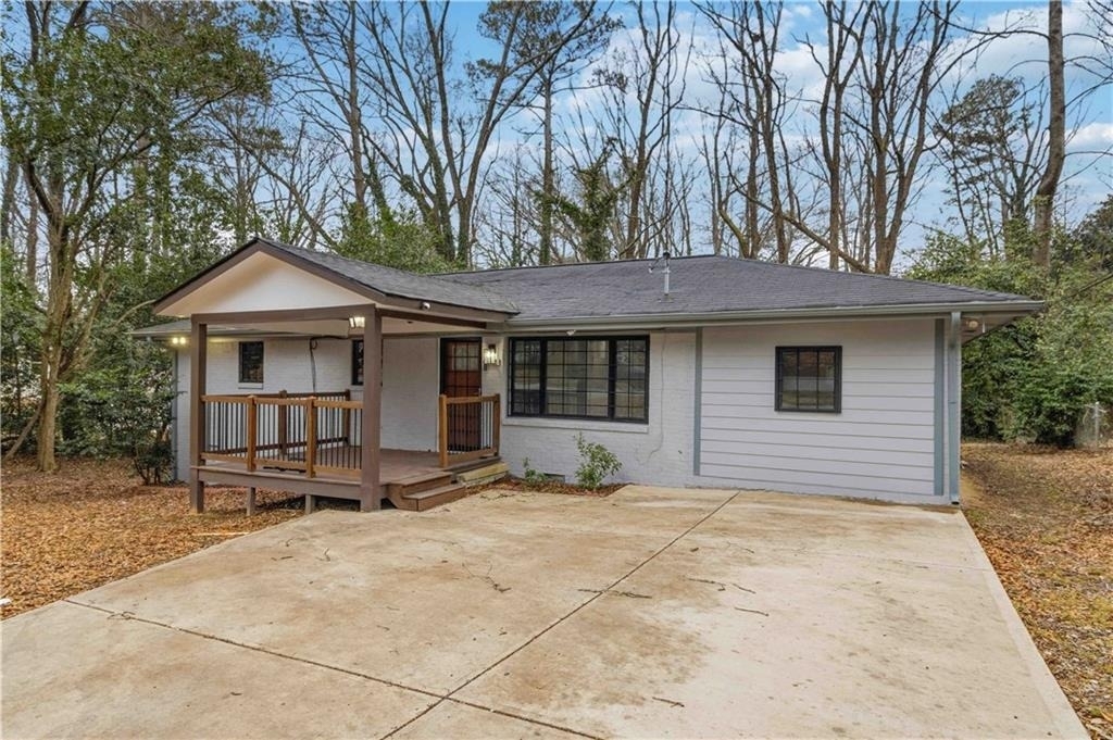 2953 Meadowview Drive Se - Photo 4