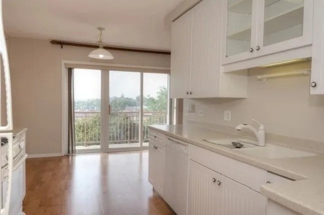 1378 Perry Street - Photo 2