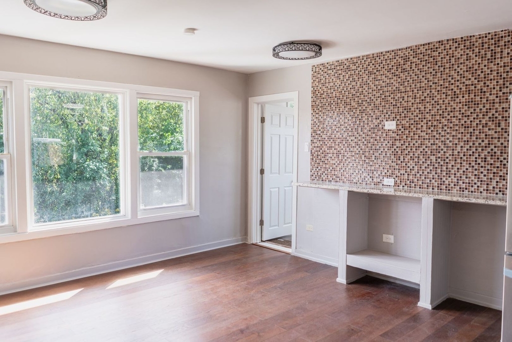 3707 S Michigan Avenue - Photo 2