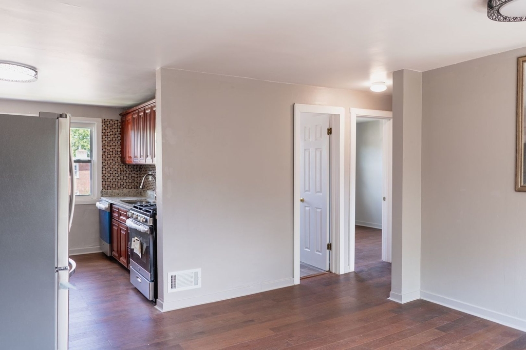3707 S Michigan Avenue - Photo 1