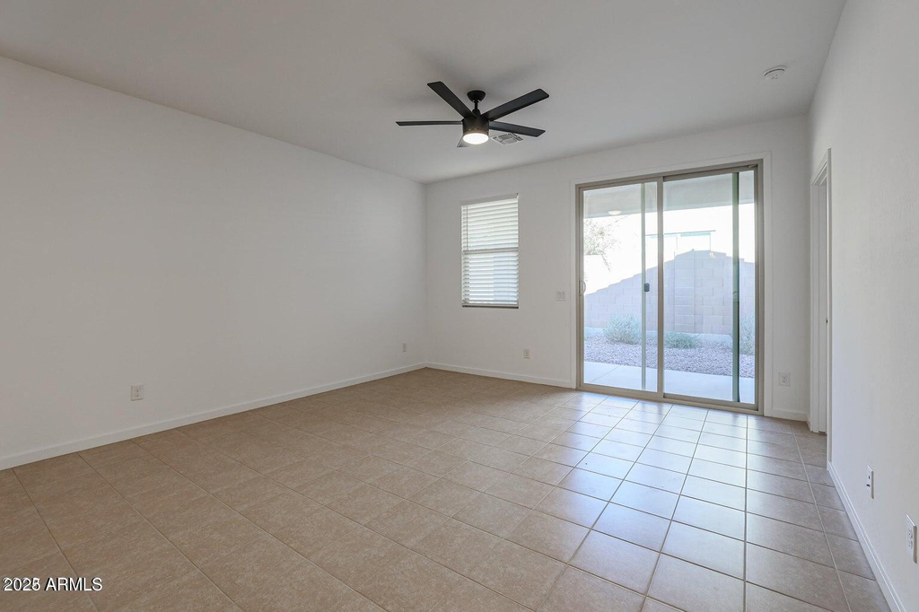 14220 W Willow Avenue - Photo 10