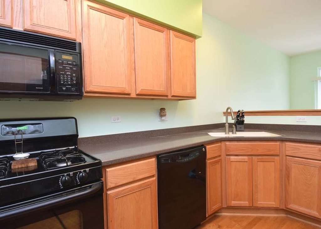 206 W Park Avenue - Photo 1