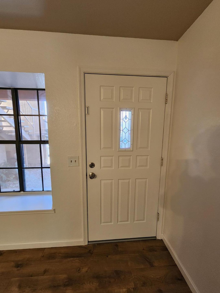 4901 E Kelton Lane - Photo 3