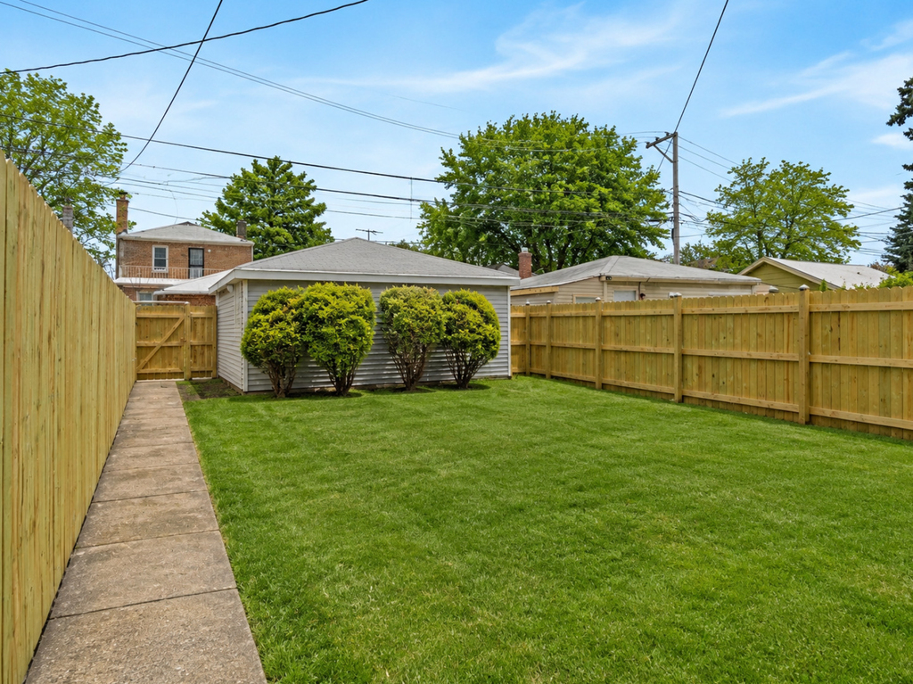 10606 S Vernon Avenue - Photo 15