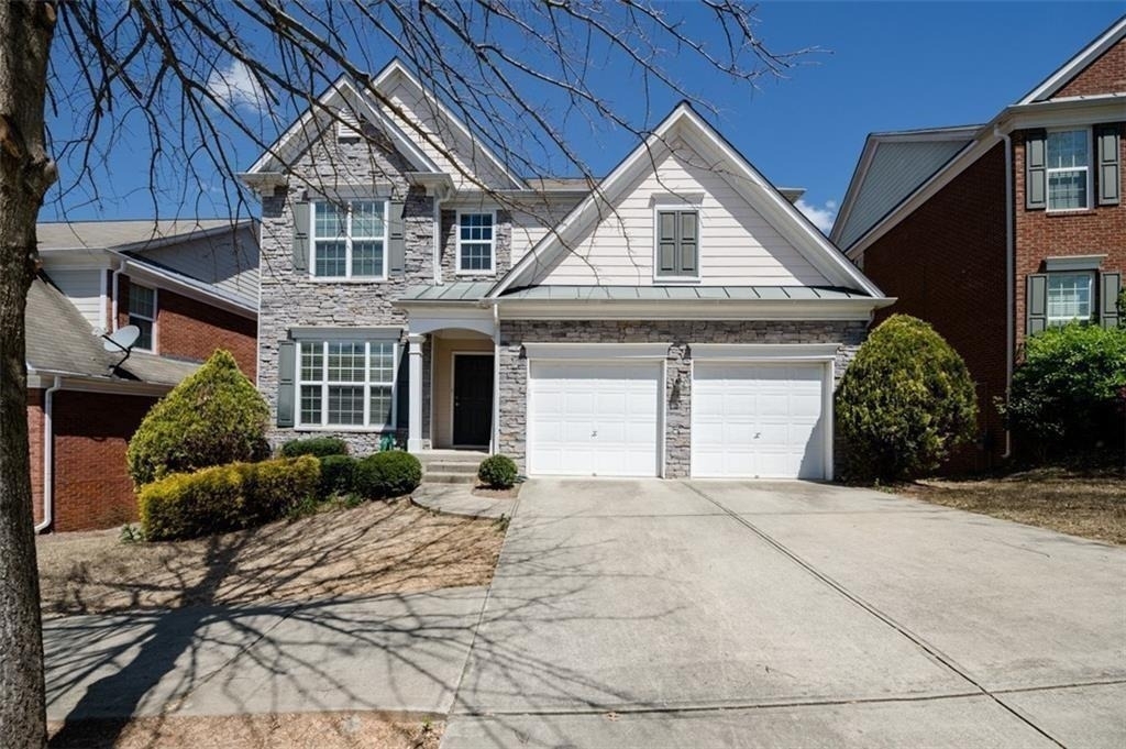 3363 Stoneham Drive - Photo 0