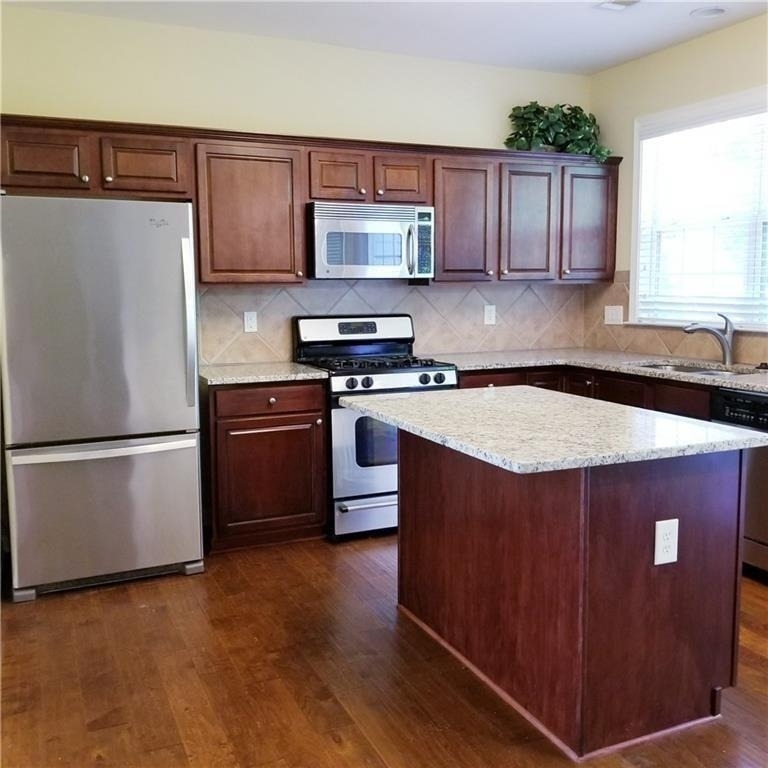 3363 Stoneham Drive - Photo 5
