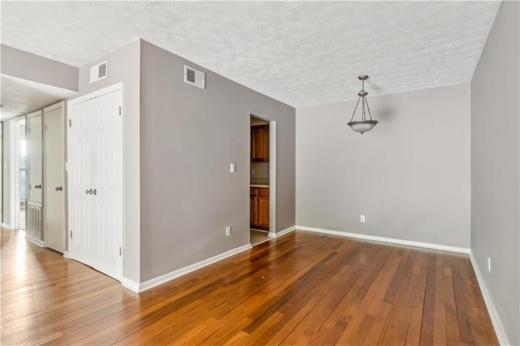 3155 Seven Pines Court - Photo 6