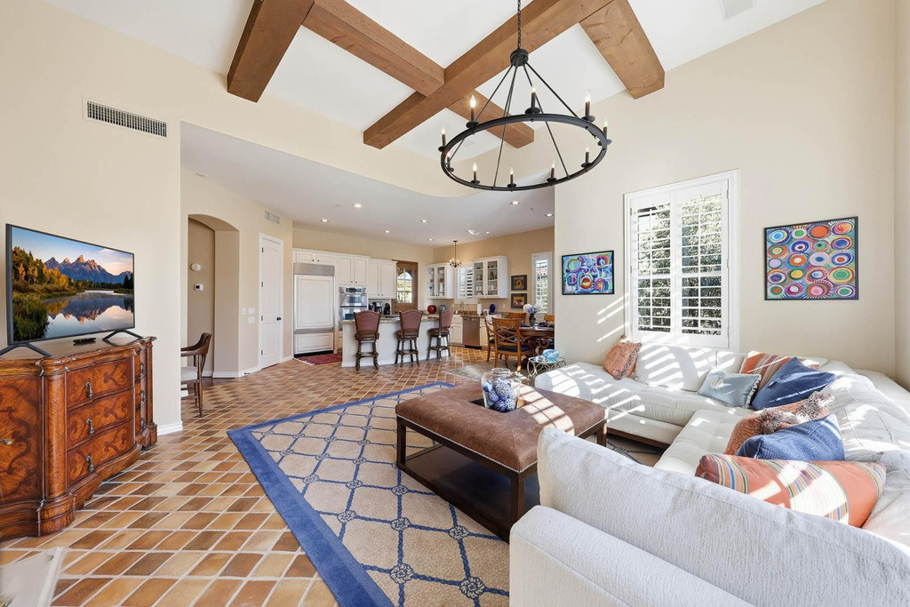 8891 E Mountain Spring Road - Photo 8