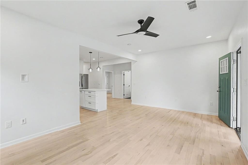 827 Elbert Street Sw - Photo 3