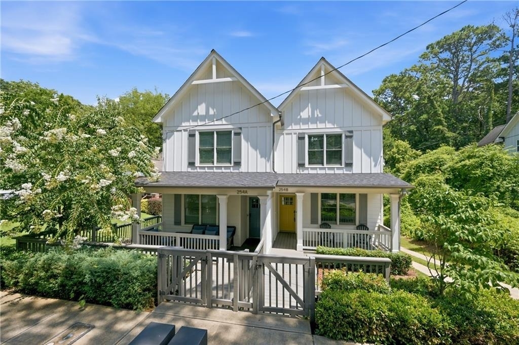 254 Lamon Avenue Se - Photo 2