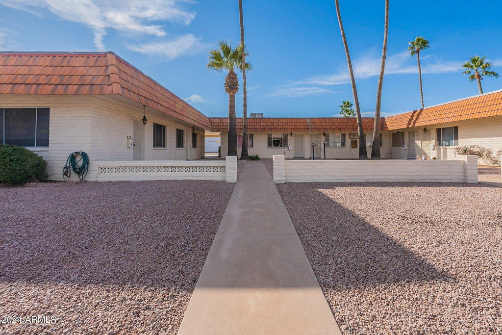 6407 E Butte - Photo 2