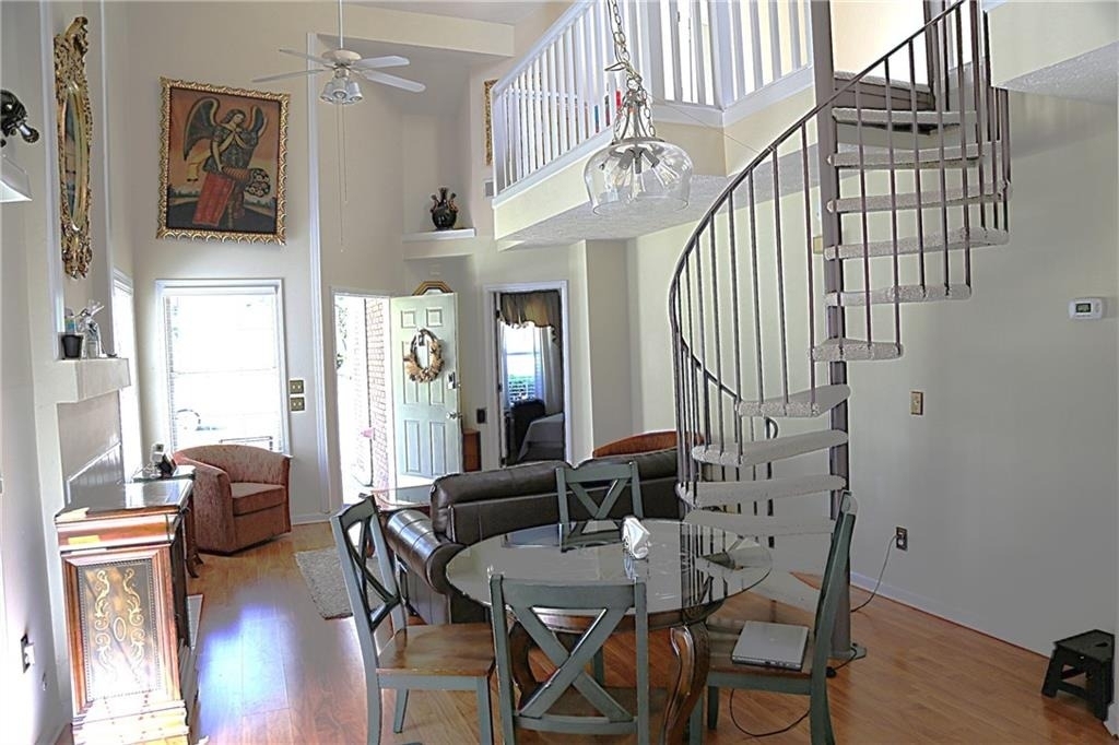685 Crossbridge Alley - Photo 8