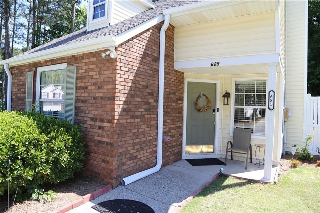685 Crossbridge Alley - Photo 2