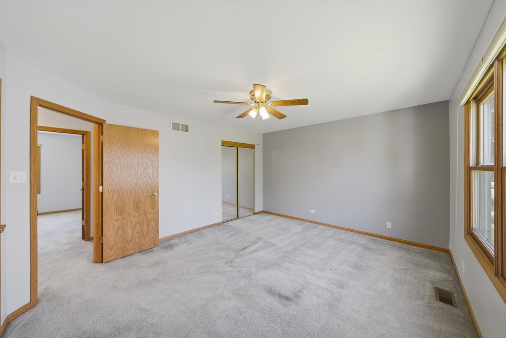 752 Rosanne Street - Photo 24