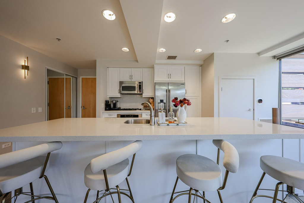 7137 E Rancho Vista Drive - Photo 4