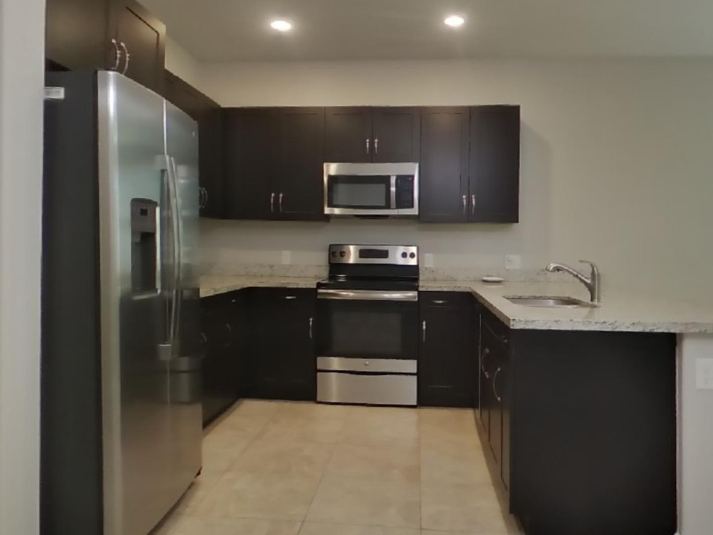 12532 W Hummingbird Terrace - Photo 4