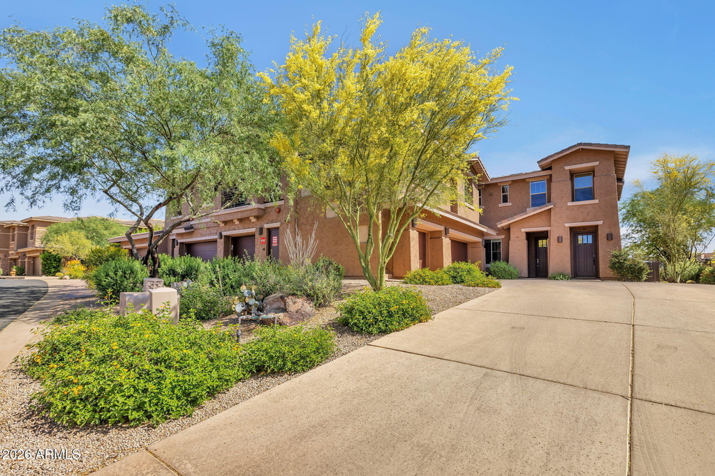 10260 E White Feather Lane - Photo 1