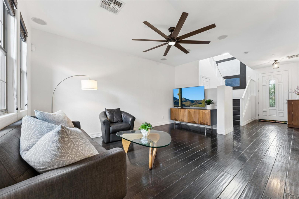 18507 N 94th Street - Photo 3