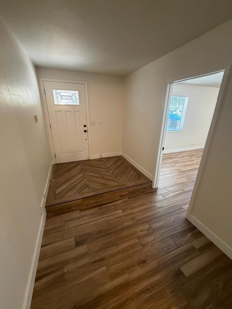 1418 E Williams Street - Photo 5
