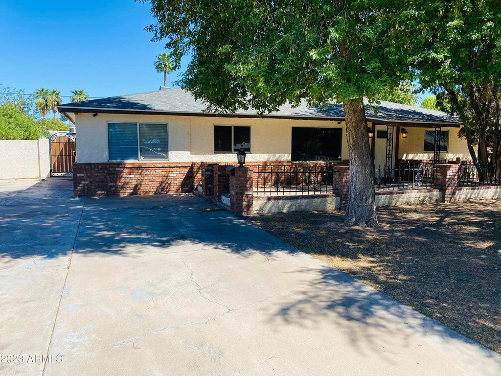 1418 E Williams Street - Photo 2