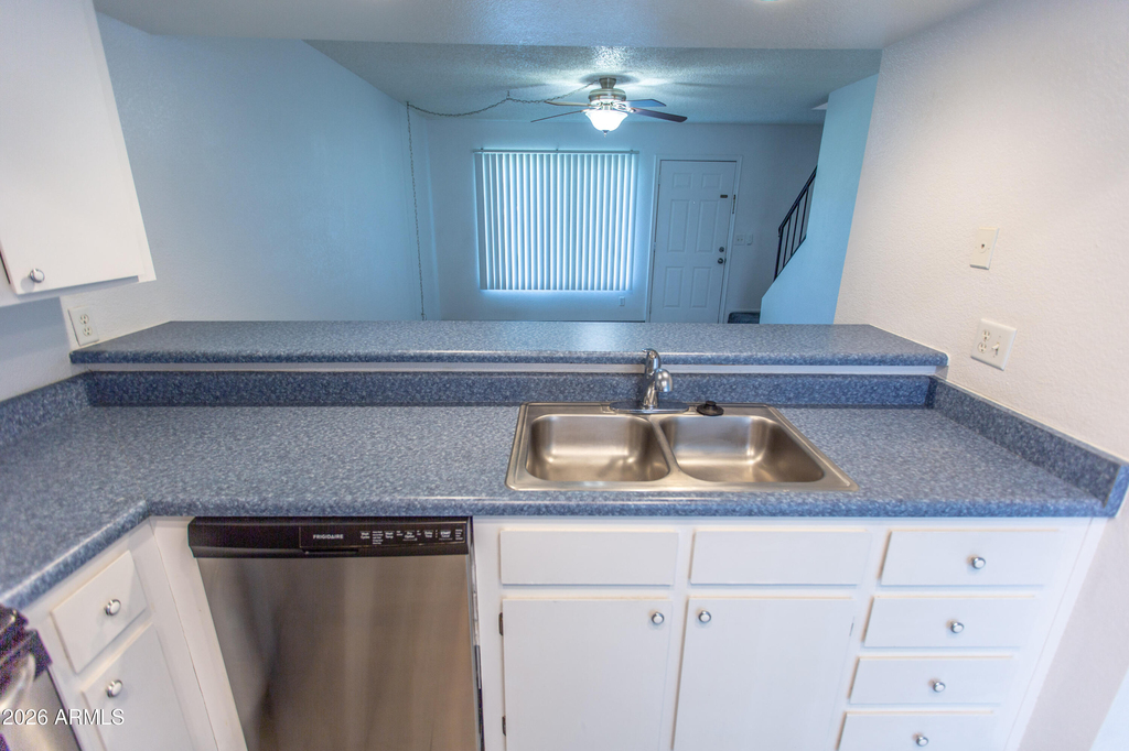 19601 N 7th Street - Photo 13