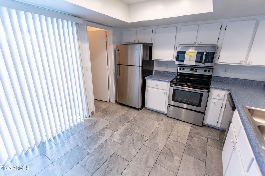 19601 N 7th Street - Photo 6