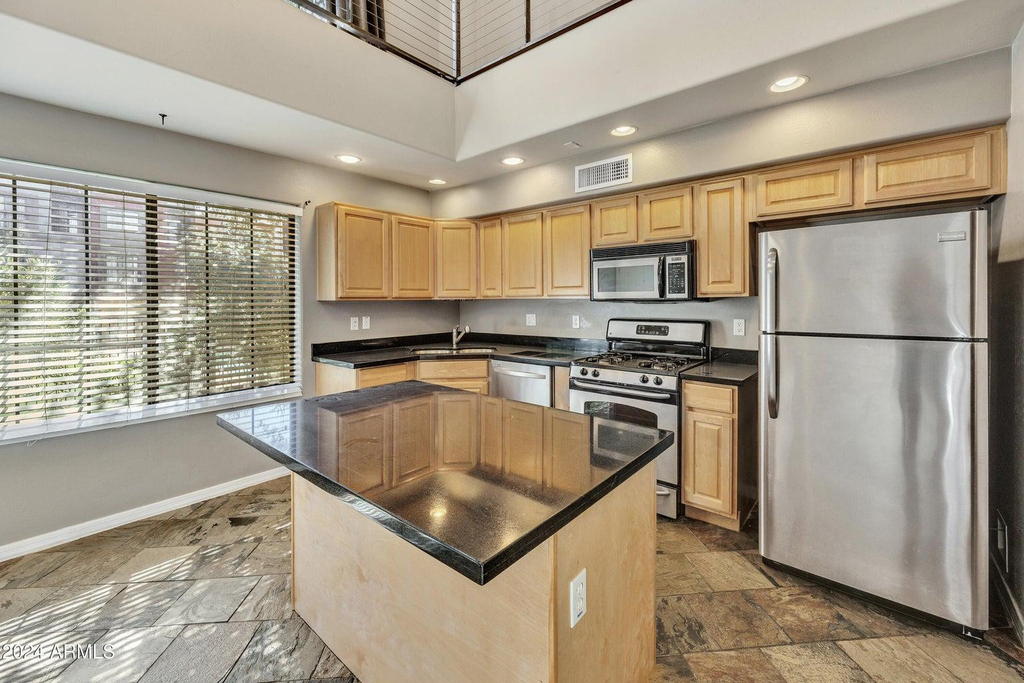3441 E Avalon Drive - Photo 1