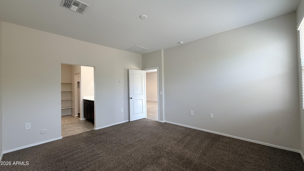 35420 W San Alvarez Avenue - Photo 13