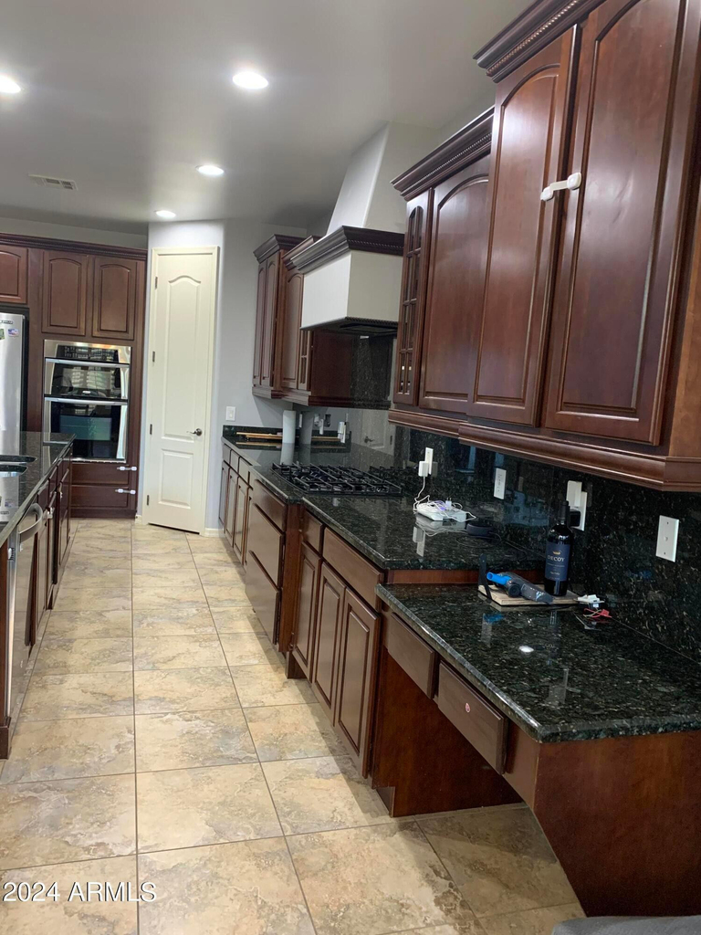 2219 E Wisteria Drive - Photo 6