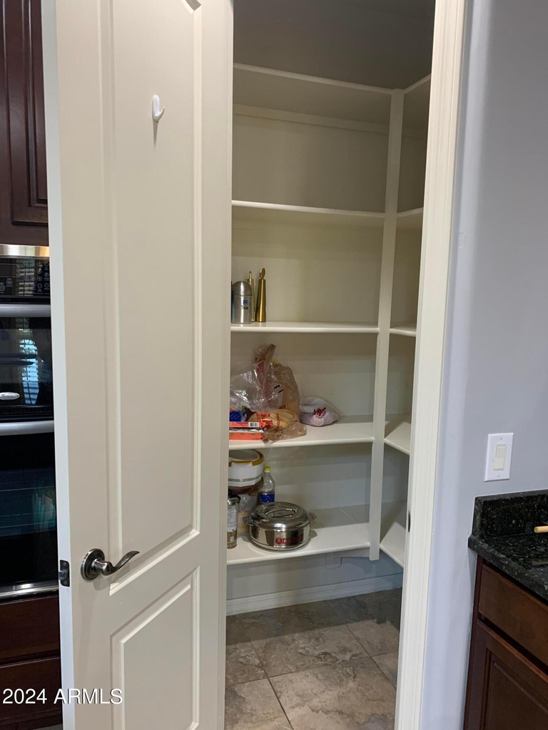 2219 E Wisteria Drive - Photo 9