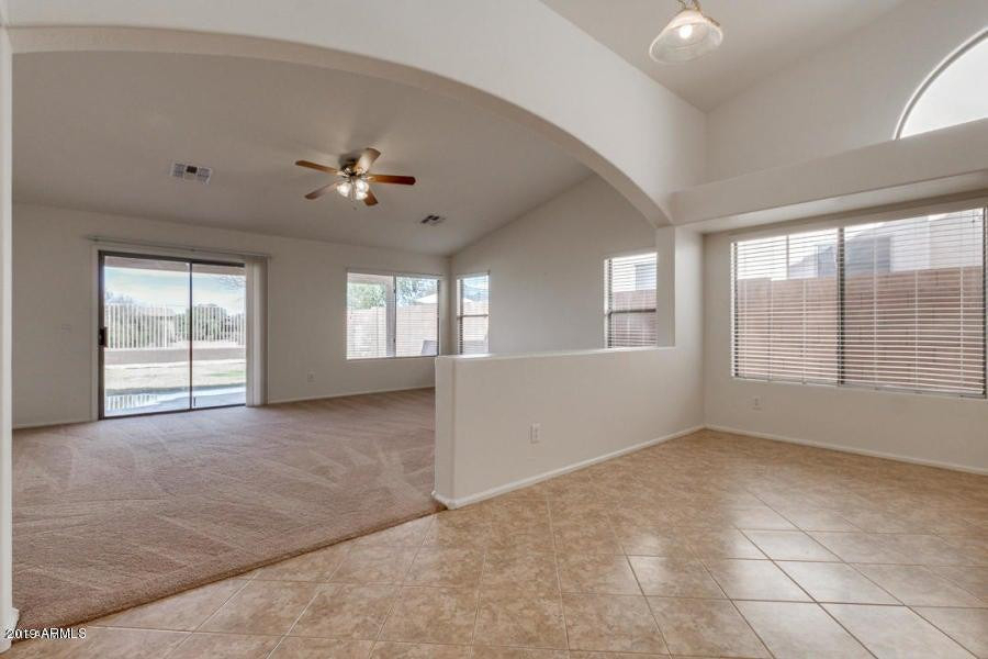 42376 W Chisholm - Photo 3