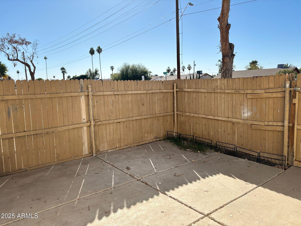 8426 N 34th Drive - Photo 9