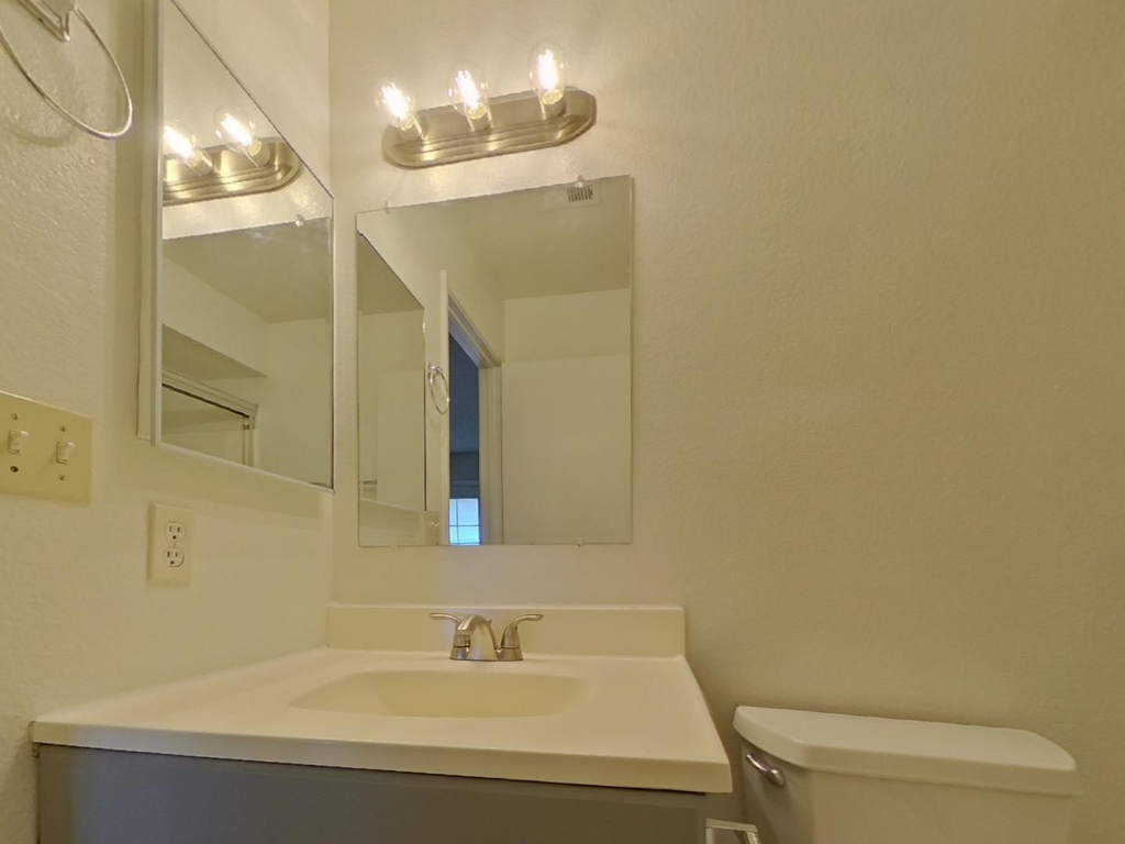 7044 W Taylor Street - Photo 10