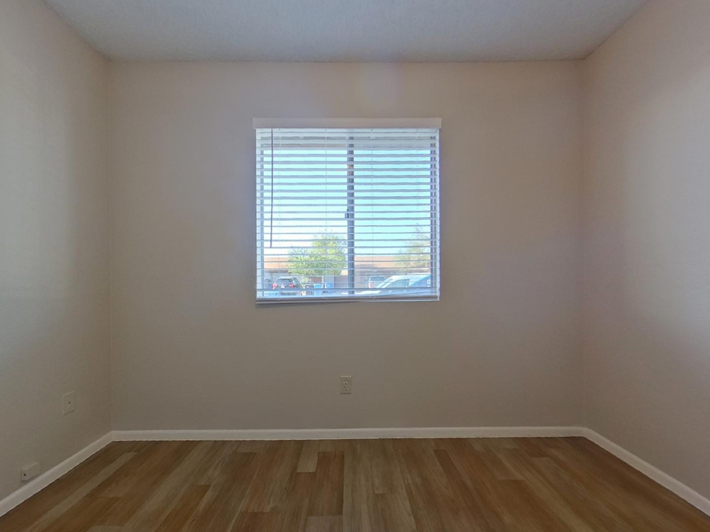 7044 W Taylor Street - Photo 11