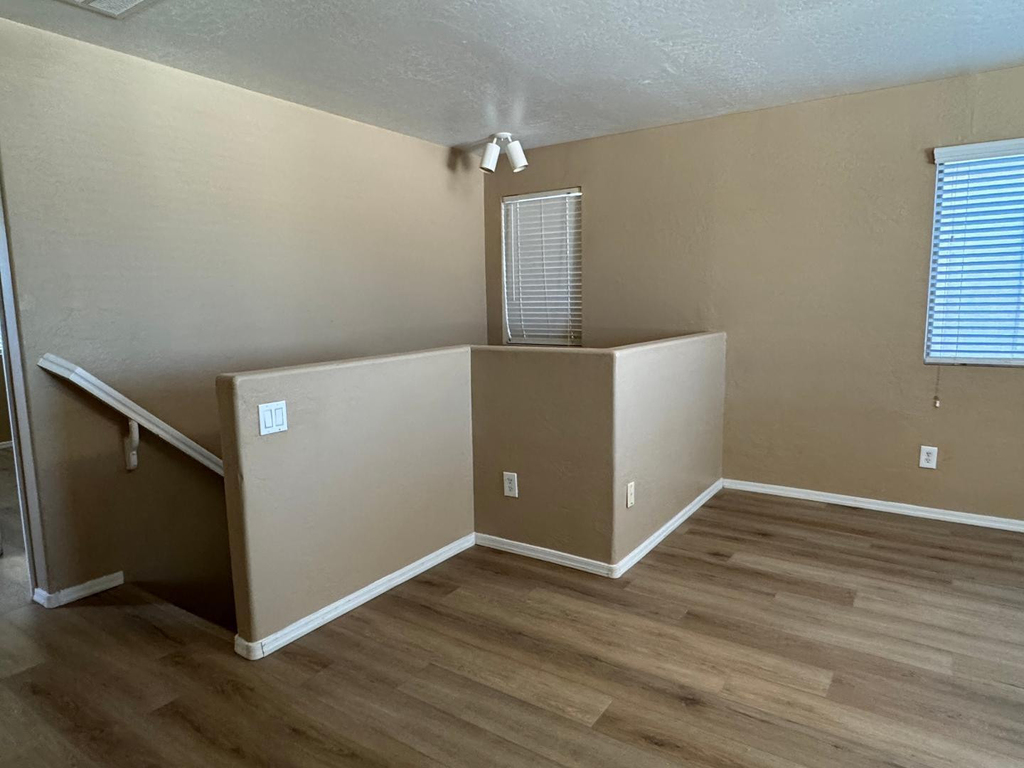 1814 S 114th Drive - Photo 9