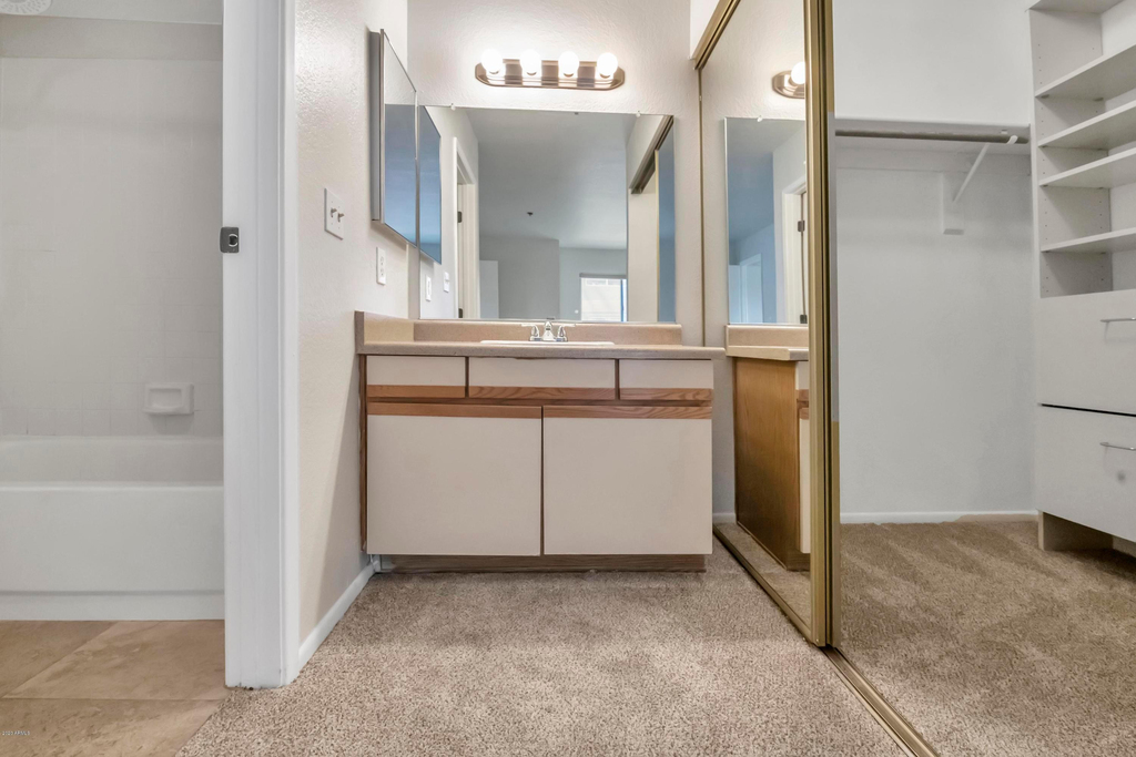 154 W 5th Street - Photo 17