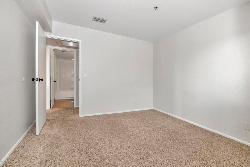 154 W 5th Street - Photo 22