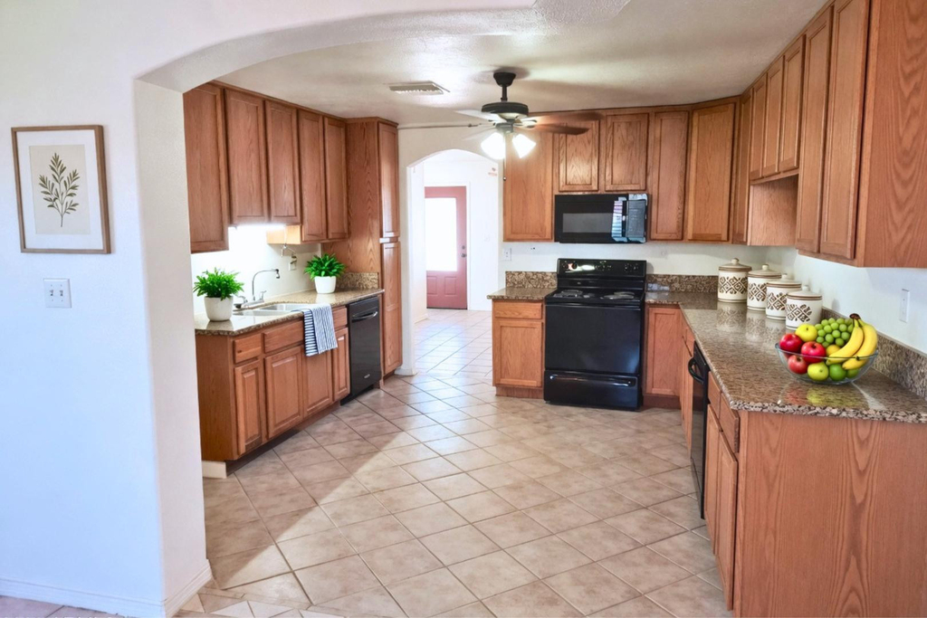 720 E Brenda Drive - Photo 4