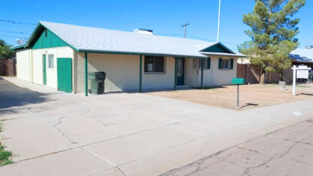 720 E Brenda Drive - Photo 0