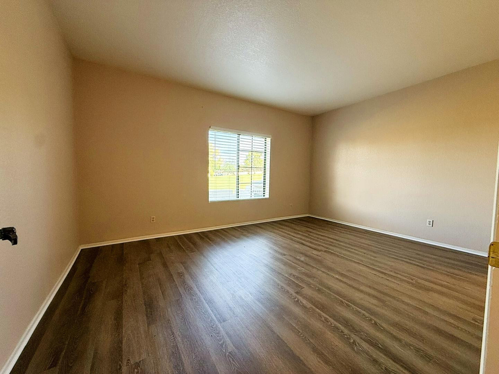 6112 N 28th Street - Photo 10