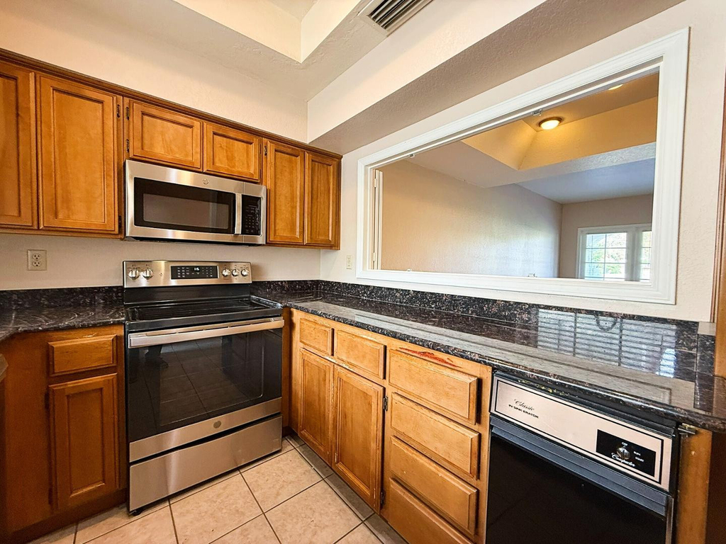 6112 N 28th Street - Photo 7