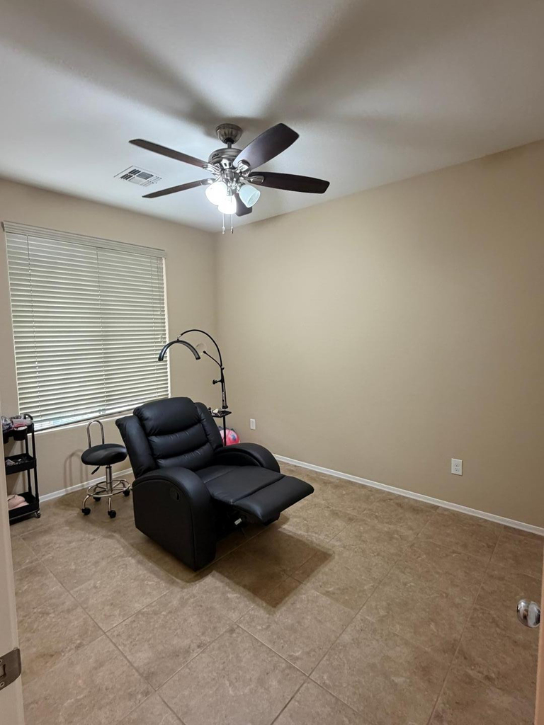 4723 W Gelding Drive - Photo 3