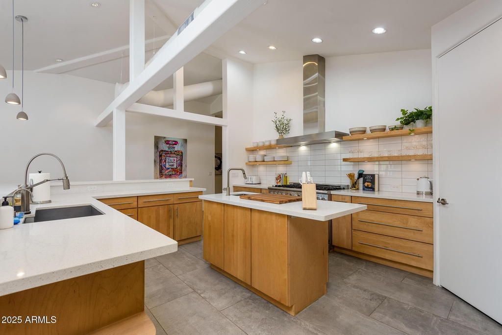 4514 N 35th Place - Photo 1