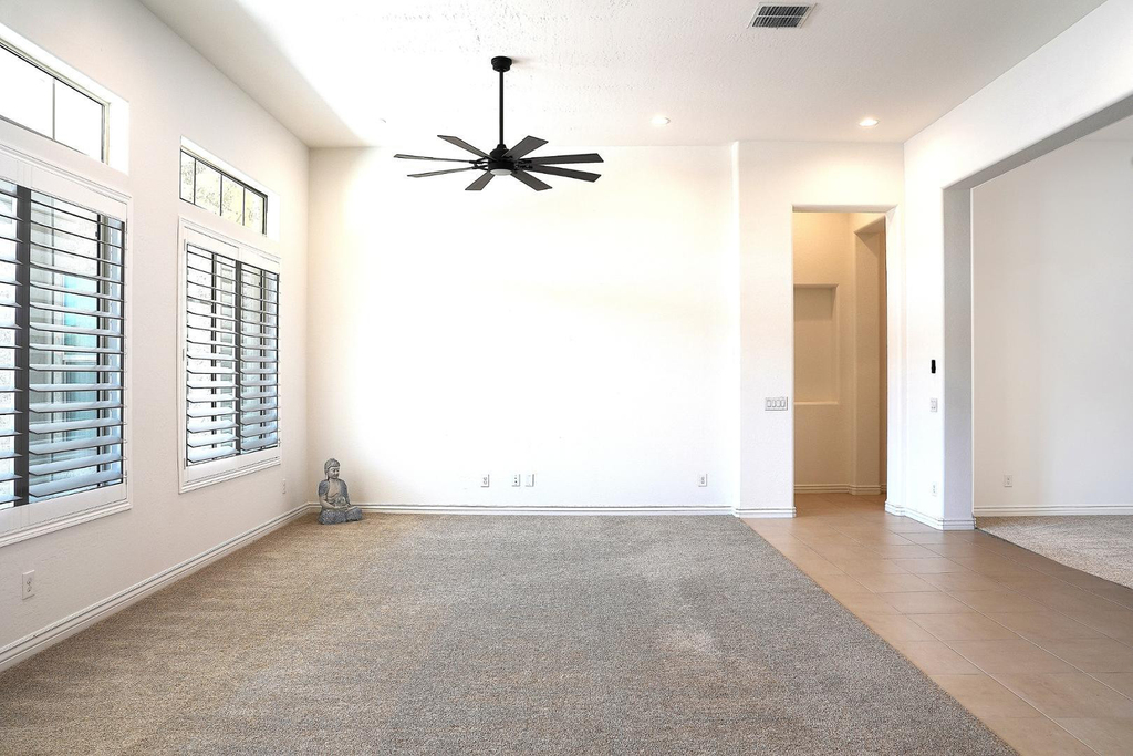 27711 N 38th Drive - Photo 3