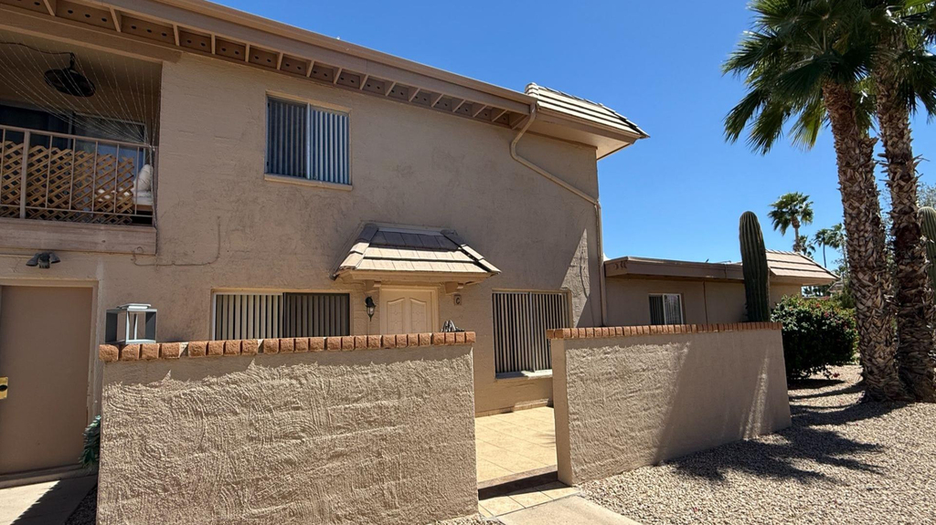 17014 E Calle Del Oro -- - Photo 0