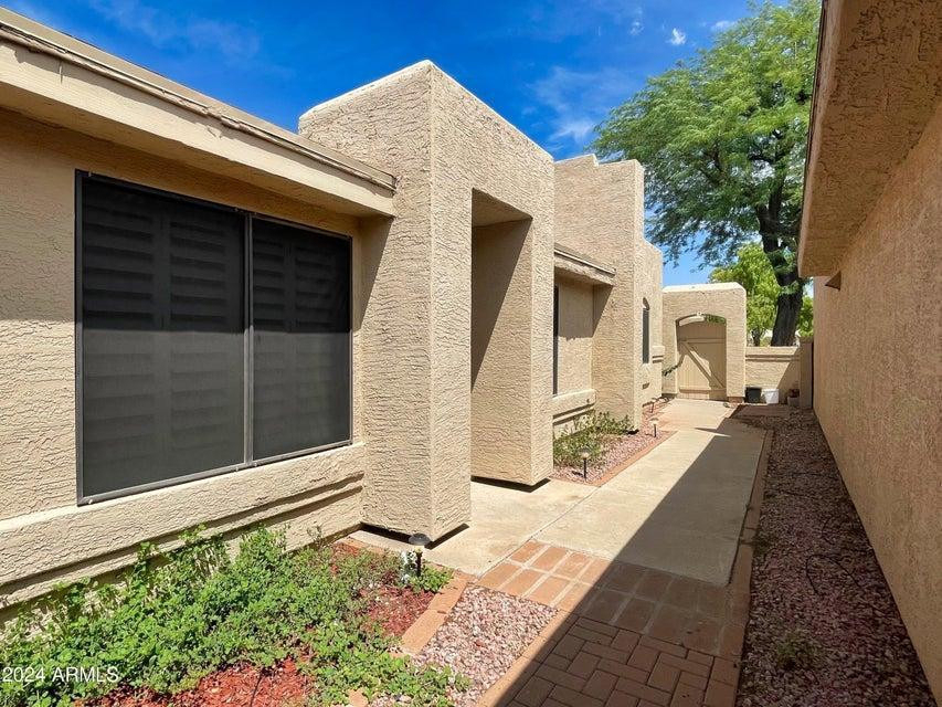 18802 N 44th Place - Photo 9