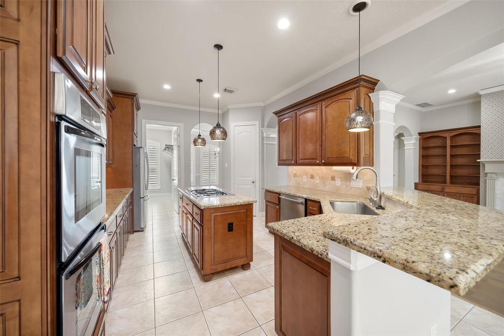 390 Wedgewood Drive - Photo 8