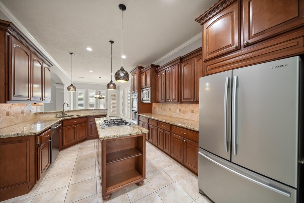 390 Wedgewood Drive - Photo 7